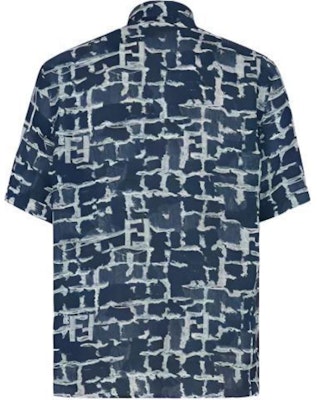 FENDI Short Sleeve Button-Up Shirt Blue with Graphic Print Design FS0795AR6EF0UV2 Lookbook FENDI Short Sleeve Button-Up Shirt Blue with Graphic Print Design FS0795AR6EF0UV2