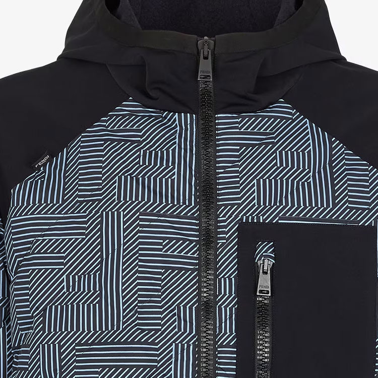 Shop FENDI 修身版連帽外套 黑色 字母LOGO印花 FAA641APX5F1ML9