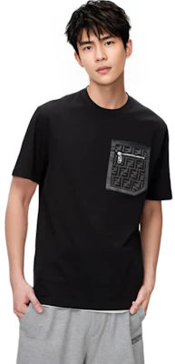 FENDI 素色黑色圓領短袖T恤 FY1257APM4F0QA1 1
