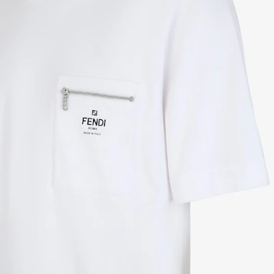 芬迪 白色Logo印花宽松版型圆领T恤 SS24 FY0936ARYRF0QA0 Shop 芬迪 白色Logo印花宽松版型圆领T恤 SS24 FY0936ARYRF0QA0