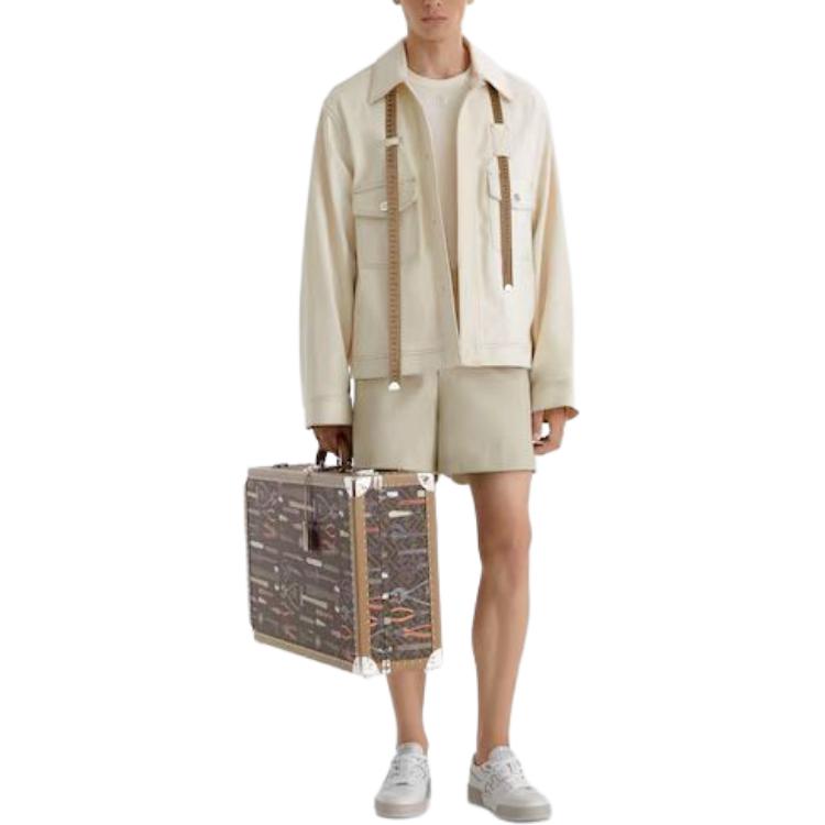 Shop FENDI 男士米色帆布夹克，皮革饰边，单排扣设计。 FW1291AR9MF1MTG