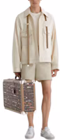 Shop FENDI 男士米色帆布外套,皮革飾邊單排扣設計。 FW1291AR9MF1MTG