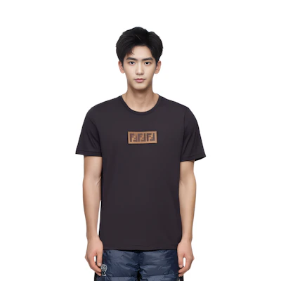 FENDI Baju-T Logo Cetak Hitam Leher Bulat Regular Fit. FY0894A28UF0QA1 Shop FENDI Baju-T Logo Cetak Hitam Leher Bulat Regular Fit. FY0894A28UF0QA1