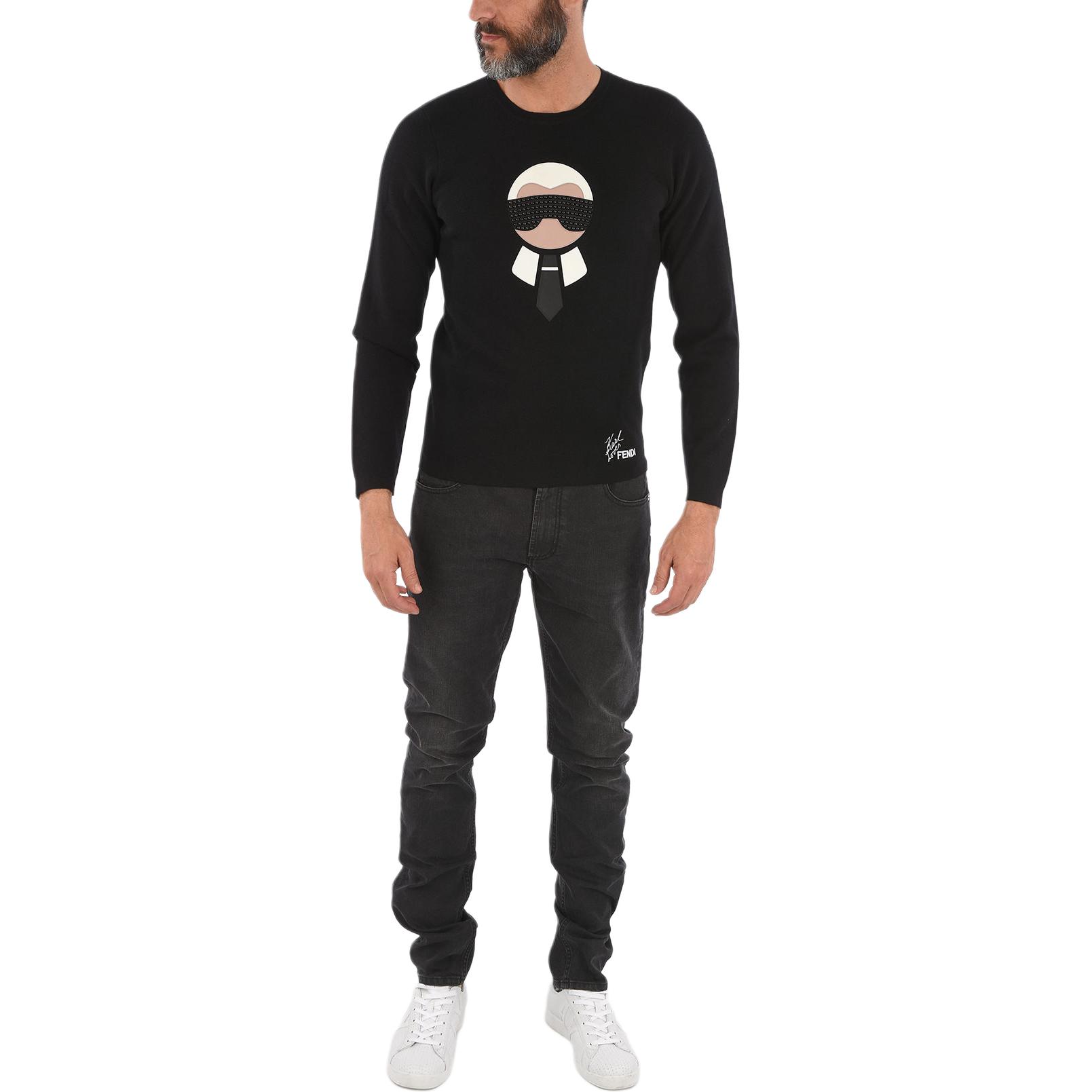 Fendi Black Long-Sleeve Sweatshirt with Solid Print Design FZZ339A-05D-F0QA1