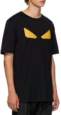 FENDI Baju-T Grafik Hitam Mata Monster FY072294TF0QA1 Sizing FENDI Baju-T Grafik Hitam Mata Monster FY072294TF0QA1