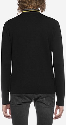 芬迪黑色高领修身休闲长袖毛衣。 FZY464AH3FF0QA1 Sizing 芬迪黑色高领修身休闲长袖毛衣。 FZY464AH3FF0QA1