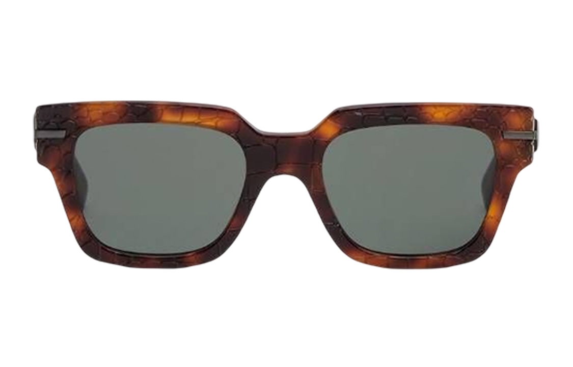 Lookbook FENDI 男款棕色方形側邊字母太陽眼鏡。 FOL540V1PF1K02