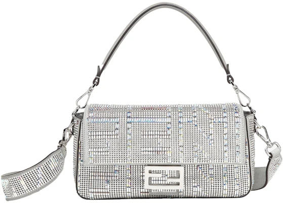 펜디X마크 제이콥스 크리스탈 바게트백
Buy 펜디X마크 제이콥스 크리스탈 바게트백