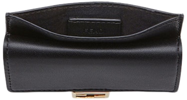 フェンディ×マーク ジェイコブス バゲット カードケース (黒ナッパ)
Order フェンディ×マーク ジェイコブス バゲット カードケース (黒ナッパ)