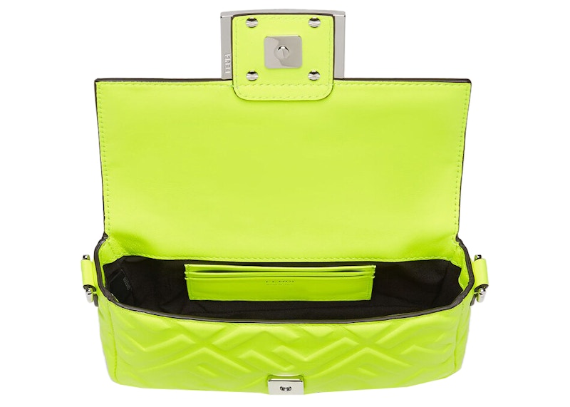 Lookbook 芬迪Marc Jacobs迷你黄荧光小羊皮法棍包