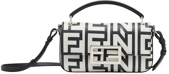 フェンディ マーク・ジェイコブス バゲット フォンポーチ 二色ナッパレザー Buy フェンディ マーク・ジェイコブス バゲット フォンポーチ 二色ナッパレザー