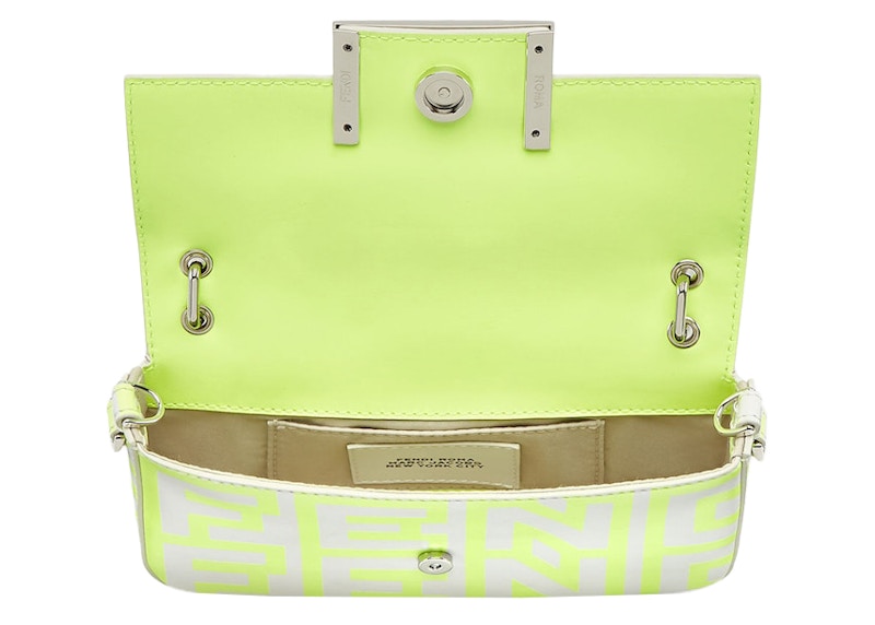 Lookbook フェンディ バイ マーク・ジェイコブス バゲット フォンポーチ ホワイト/ネオンイエロー ナッパレザーポーチ