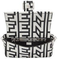 Marc Jacobs設計的Fendi双色皮革法棍包 Lookbook Marc Jacobs設計的Fendi双色皮革法棍包