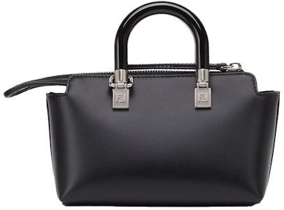 Fendi oleh Marc Jacobs By The Way Mini Beg Boston Kecil Kulit Hitam Order Fendi oleh Marc Jacobs By The Way Mini Beg Boston Kecil Kulit Hitam