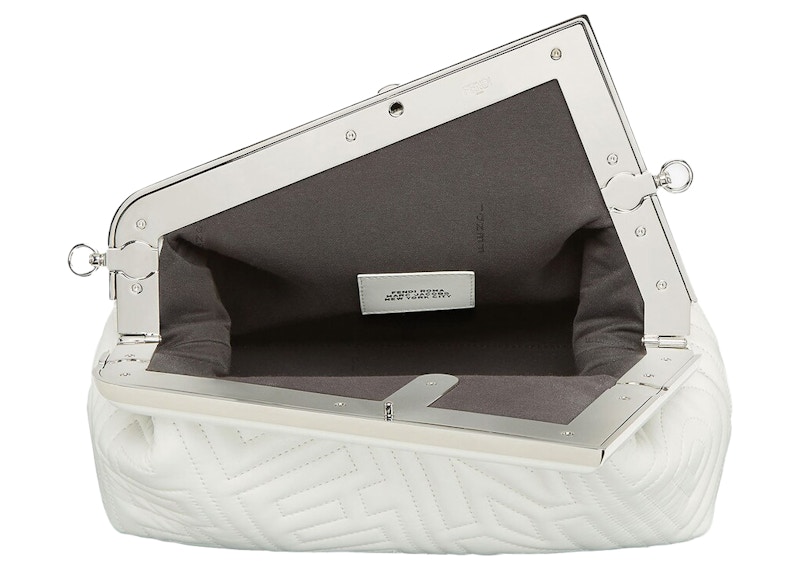 Lookbook 펜디 바이 마크 제이콥스 퍼스트 미디 퀼팅 백
