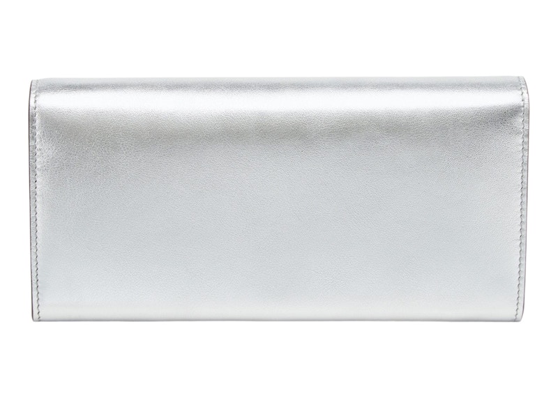 Order マーク・ジェイコブスによるフェンディローマチェーン付き銀革財布。