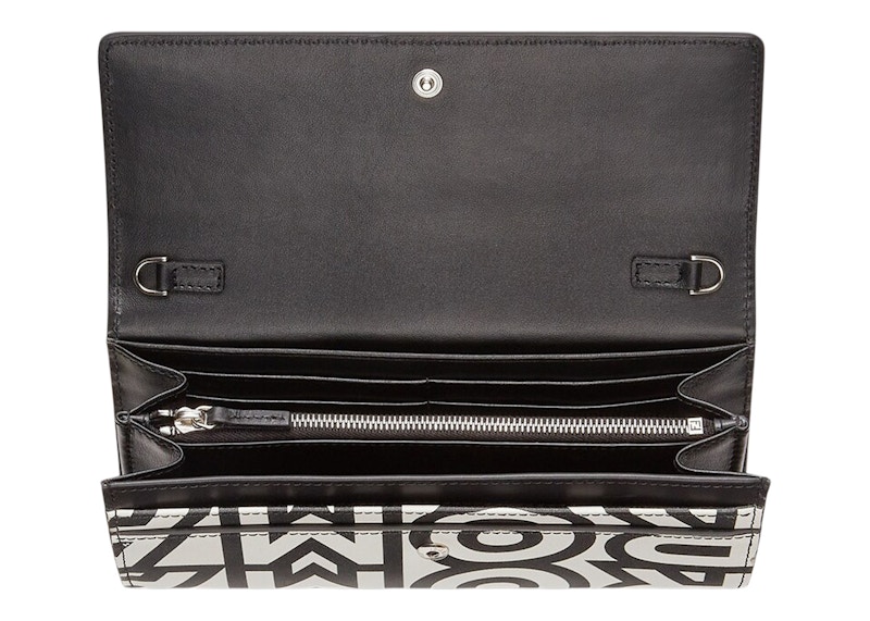 Lookbook Cartera Fendi Roma Continental Bicolor de Nappa con Cadena por Marc Jacobs.