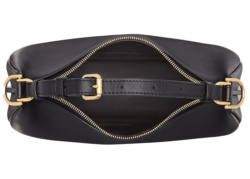 Lookbook Fendi by Marc Jacobs Fendigraphy 小款黑色皮革包