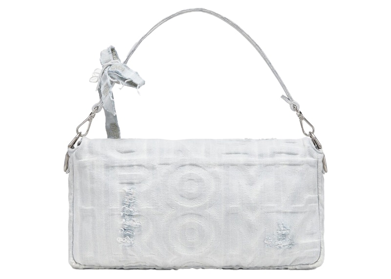 Order Bolso Fendi por Marc Jacobs Maxi Baguette de Denim Blanco