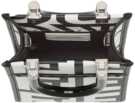 Marc Jacobs款Fendi迷你Sunshine双色皮革购物袋 Lookbook Marc Jacobs款Fendi迷你Sunshine双色皮革购物袋