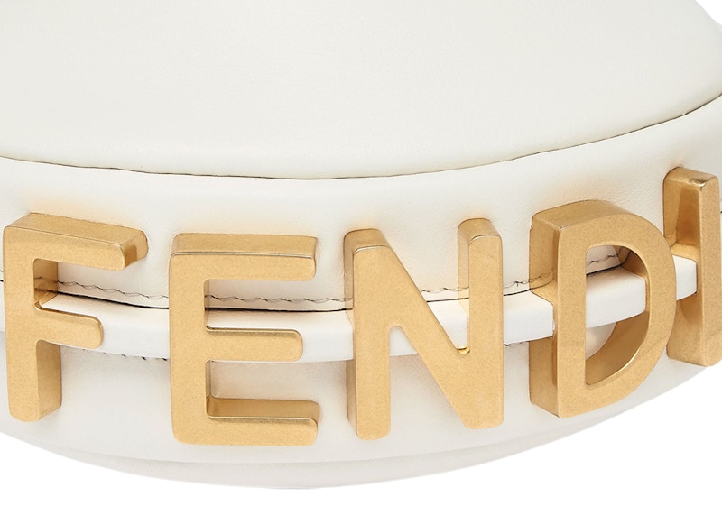 Lookbook 芬迪Marc Jacobs Nano Fendigraphy白色皮革吊饰