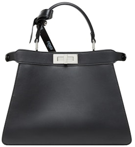 フェンディ マーク・ジェイコブス ピーカブー ISeeU ミディアム ブラックレザーバッグ Order フェンディ マーク・ジェイコブス ピーカブー ISeeU ミディアム ブラックレザーバッグ