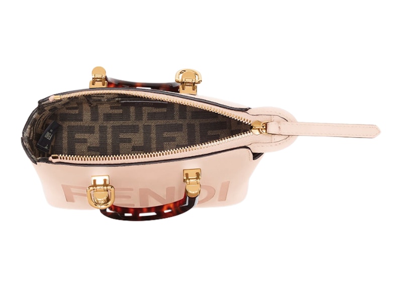 Lookbook 芬迪By The Way迷你粉紅波士頓包