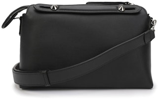 펜디 바이 더 웨이 사첼 백 (블랙)
Order 펜디 바이 더 웨이 사첼 백 (블랙)