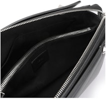 펜디 바이 더 웨이 사첼 백 (블랙)
Lookbook 펜디 바이 더 웨이 사첼 백 (블랙)