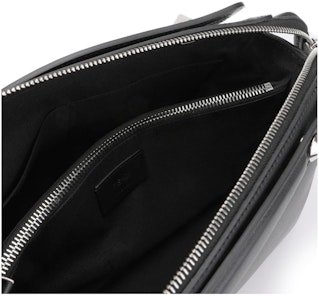 フェンディ バイ ザ ウェイ サッチェル (ブラック)
Lookbook フェンディ バイ ザ ウェイ サッチェル (ブラック)