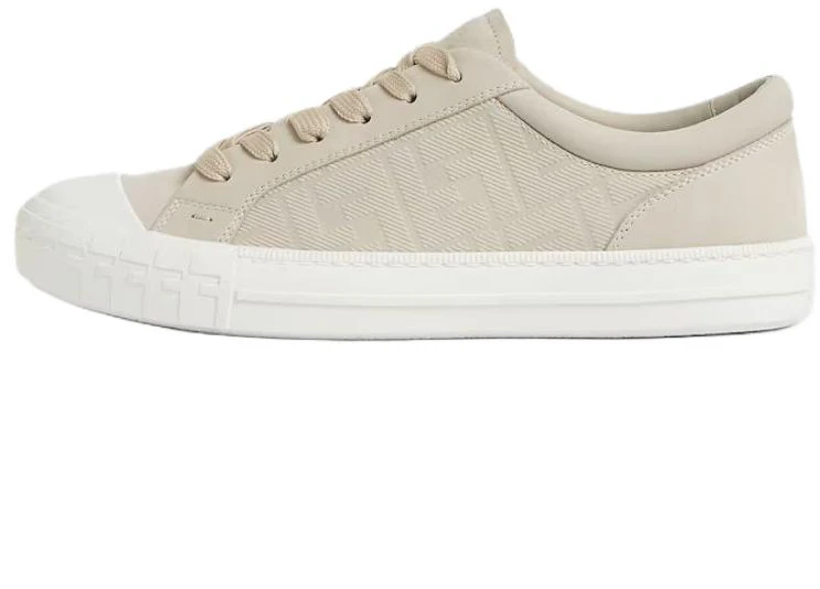 fendi-domino-low-top-beige-leather-sneakers-for-men-7-e1772-an-8-bf-0-ejb