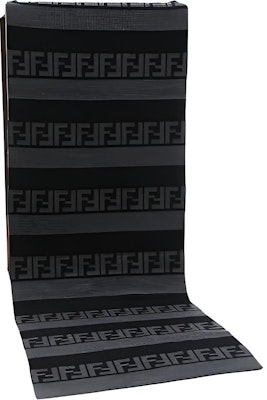 FENDI 雙F標誌灰黑條紋羊毛圍巾 FXS124AH84F Buy FENDI 雙F標誌灰黑條紋羊毛圍巾 FXS124AH84F