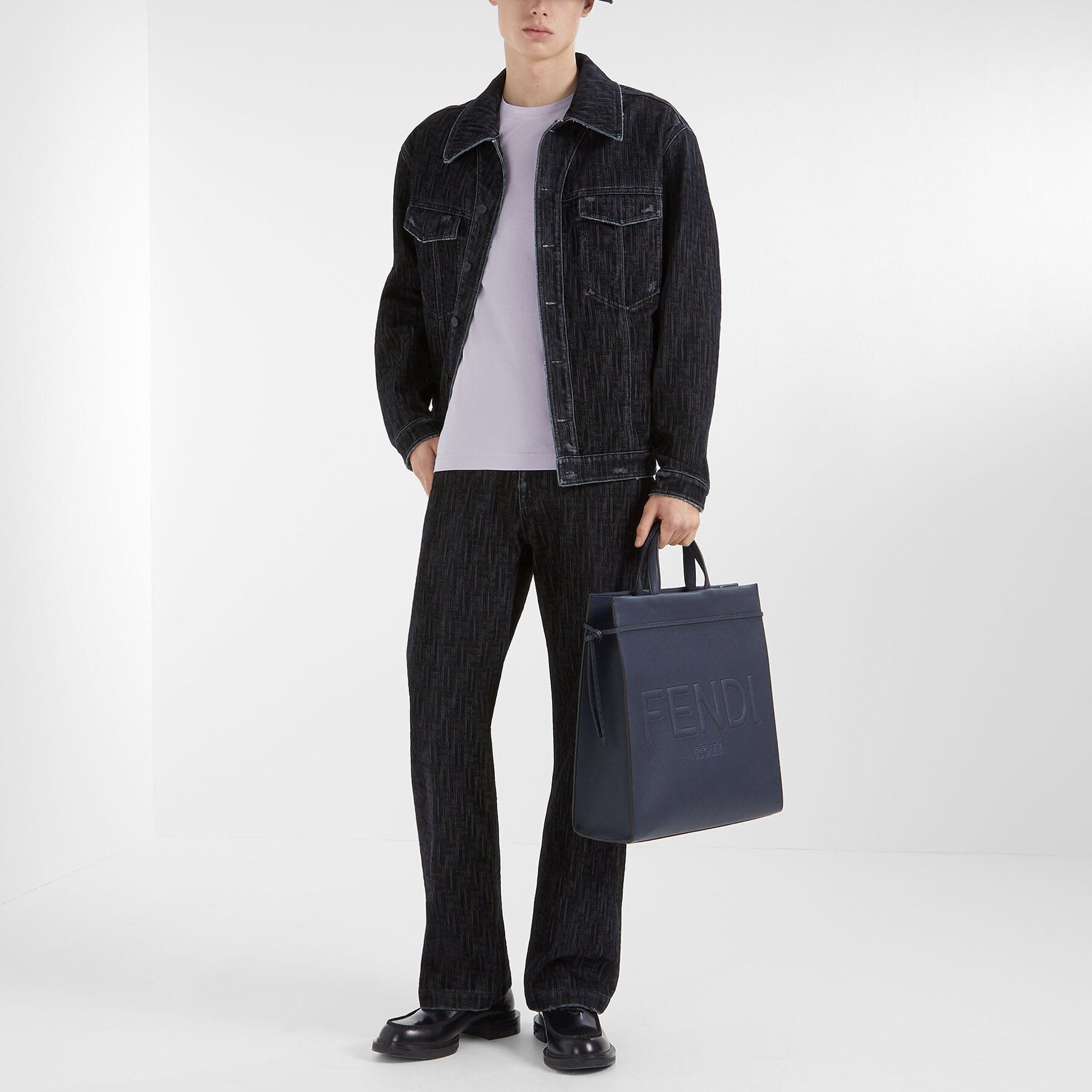 Shop 芬迪紫色刺绣针织圆领短袖T恤 FY0894AL0FF1ML7