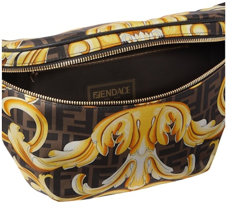 Tas Pinggang Fendi Fendace Motif Baroque Hitam/Emas Lookbook Tas Pinggang Fendi Fendace Motif Baroque Hitam/Emas
