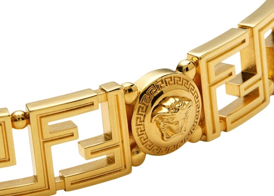 Kalung Choker Fendi Fendace Kuningan/Emas Versace Order Kalung Choker Fendi Fendace Kuningan/Emas Versace