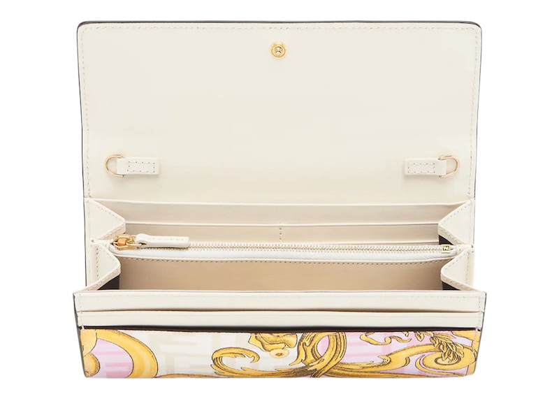 Lookbook フェンディ フェンダーチェ コンチネンタル チェーン付 ホワイト/マルチカラー