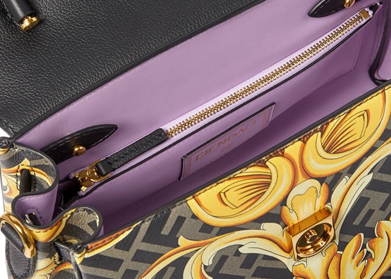 Lookbook Tas Tangan Sedang Fendi Fendace La Medusa Baroque Emas