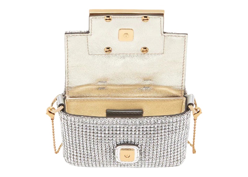 Lookbook フェンディ フェンダーチェ ナノバゲットチャーム シルバー