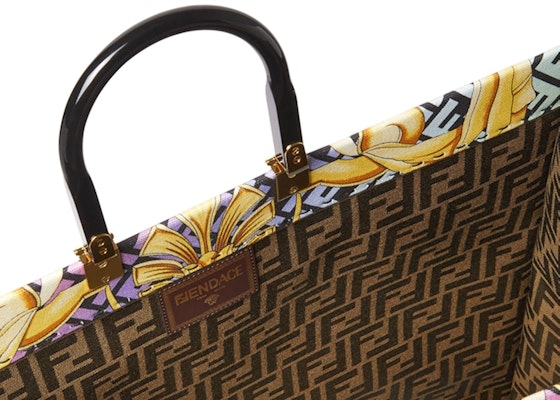 Bolso Tote Grande Fendi Fendace Sunshine Estampado Barroco Dorado Lookbook Bolso Tote Grande Fendi Fendace Sunshine Estampado Barroco Dorado