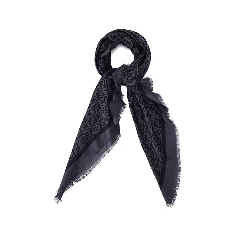 Shop 芬迪FF印花丝巾男女通用，秋冬商务休闲风格。 FXS610AIJOF0D9B