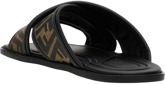 펜디 FF 자수 로고 슬라이드 (토바코) 7X1548-AJZE-F0R7R Shop 펜디 FF 자수 로고 슬라이드 (토바코) 7X1548-AJZE-F0R7R