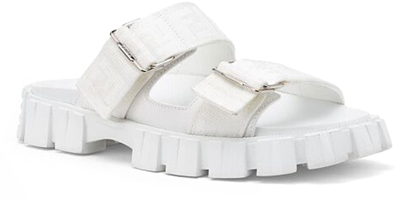 펜디 포스 청키 화이트 샌들 (Fendi Force 청키 샌들) 7X1419AU9F13GF Lookbook 펜디 포스 청키 화이트 샌들 (Fendi Force 청키 샌들) 7X1419AU9F13GF