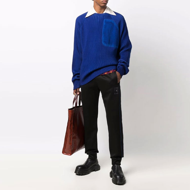 Lookbook 펜디 FW21 엘라스틱 웨이스트 조거 스웻팬츠 블랙 FAB626AGJNF02W2
