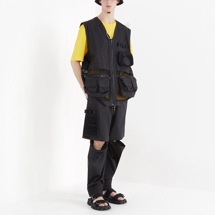 FENDI FW21 V-Neck Multi-Pocket Zip Vest Black FAA827AGBGF0GME 圖 4