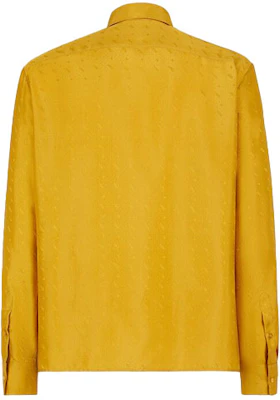 Camisa de Seda Amarilla FENDI FW21 con Estampado de Logo por Todas Partes. FS0808AH20F0VT1 Lookbook Camisa de Seda Amarilla FENDI FW21 con Estampado de Logo por Todas Partes. FS0808AH20F0VT1