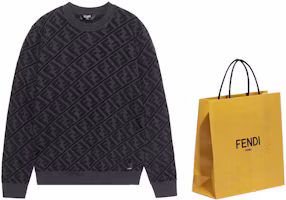 Shop FENDI FW22 黑色針織全印Logo毛衣 FZX005ALJXF06T0