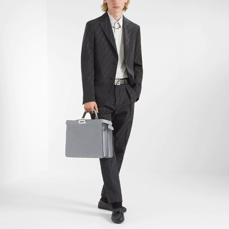 Shop 芬迪 FW22 黑色logo印花单排扣西装外套. FJ0498A4QQF0QT6