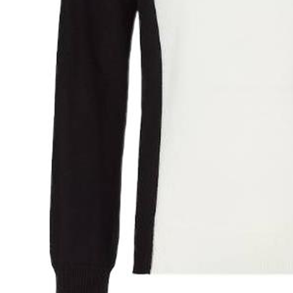 Purchase FENDI FW22 Hitam Putih Knit Pullover Sweater Crewneck Kontras. FZY471AM0ZF0J8Z
