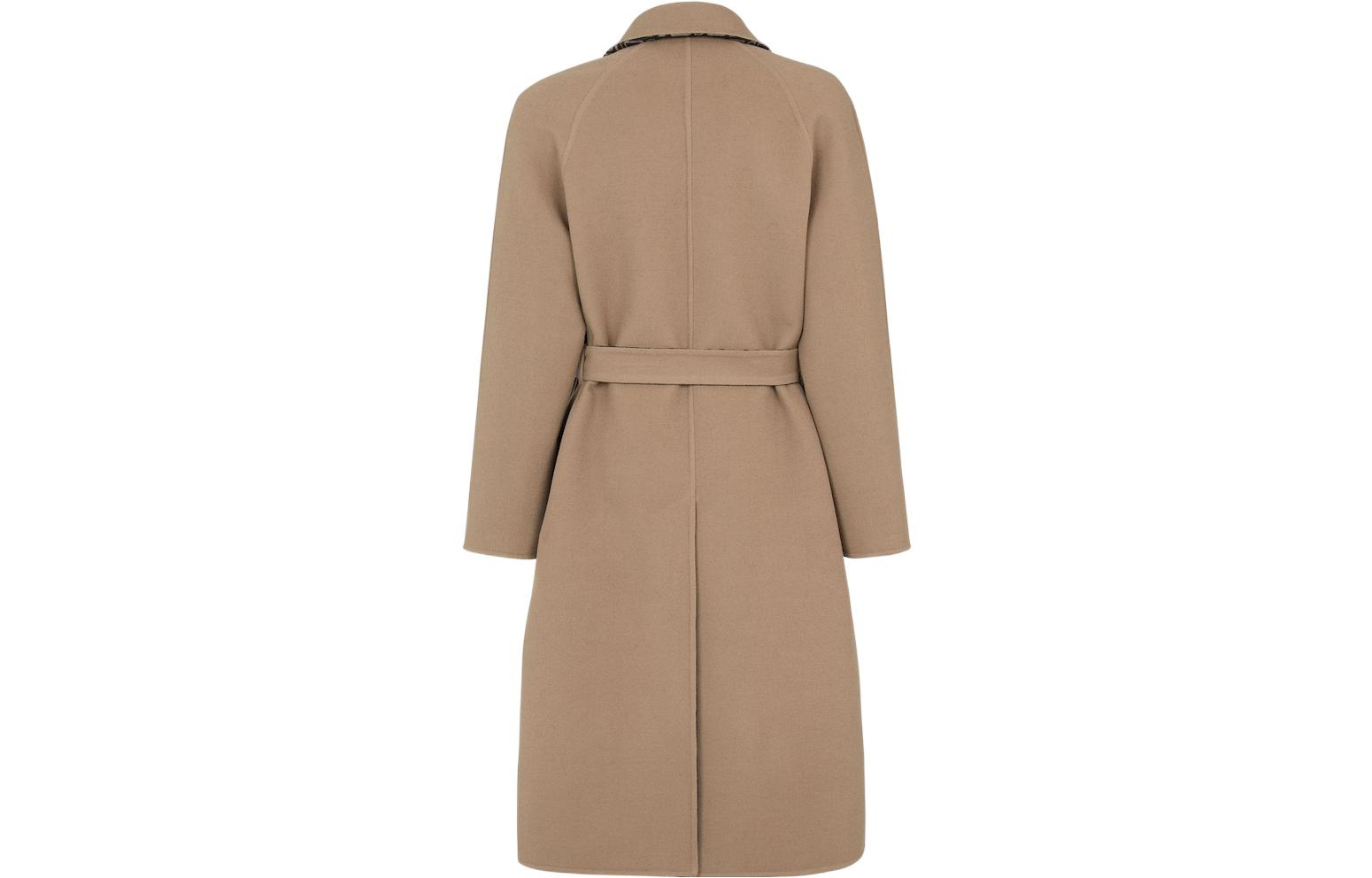 Lookbook FENDI FW22 Abrigo Marrón Reversible con Cinturón y Mangas Largas. FF0667AL57F1I8P