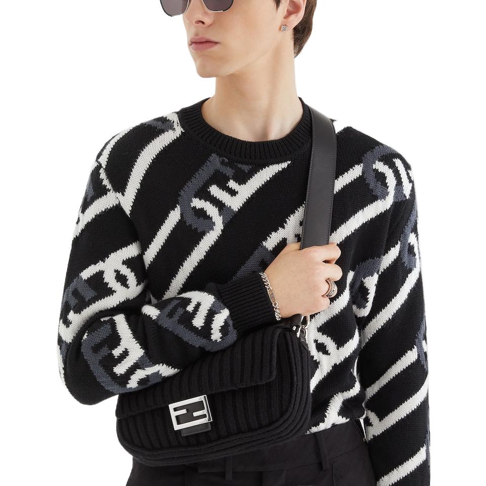 Details for FENDI FW22 链条图案黑色圆领毛衣 FZX085AL3VF0QA1